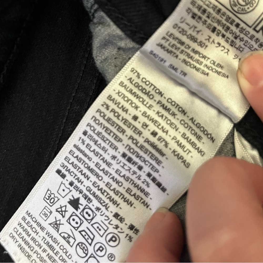 Levi’s Wedgie Straight Black Size 28 - Picture 6 of 7